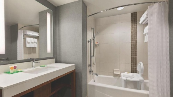 Hyatt Place Baltimore Inner Harbor image 28